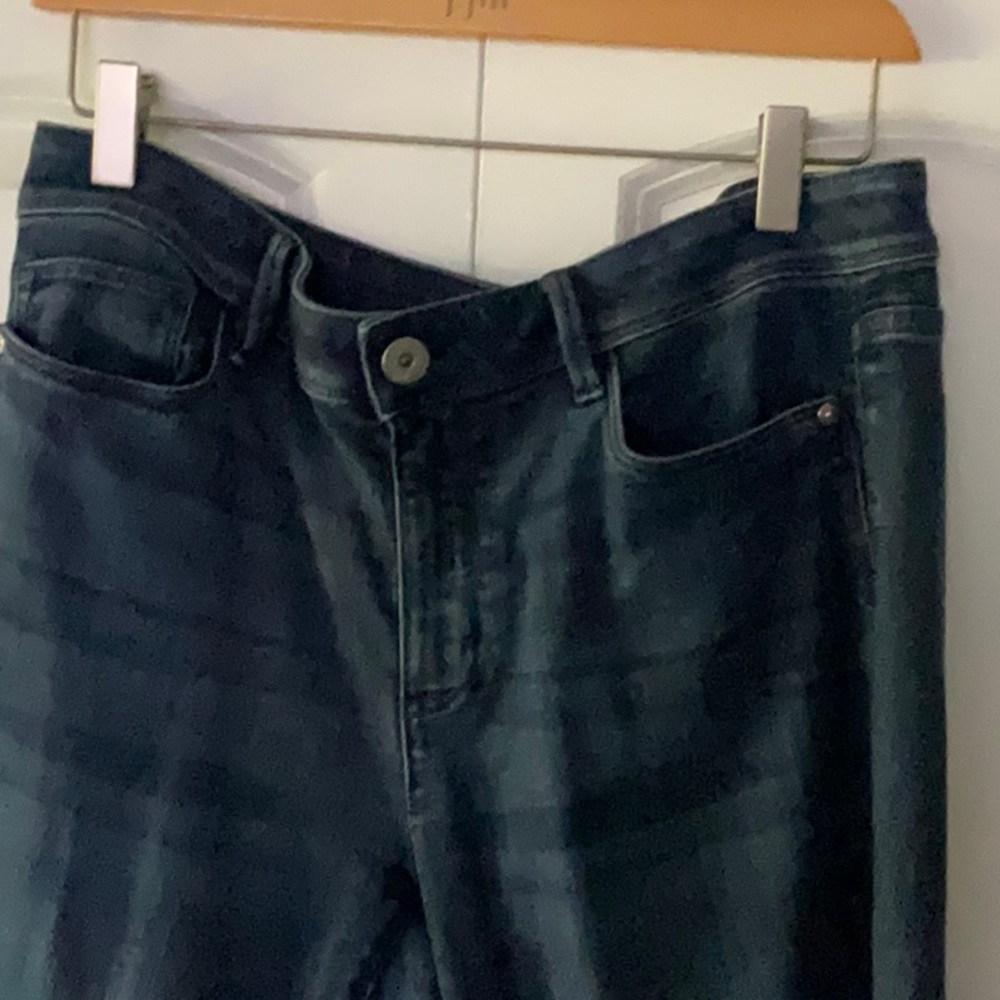 Jeans - Picture 2 of 3